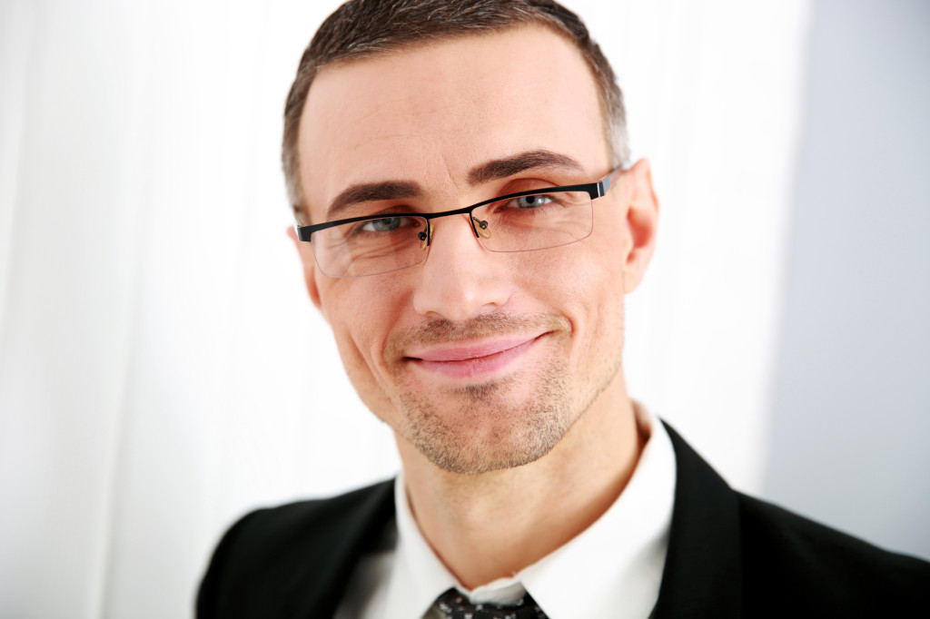 The importance of regular eye tests for drivers you insure through your business