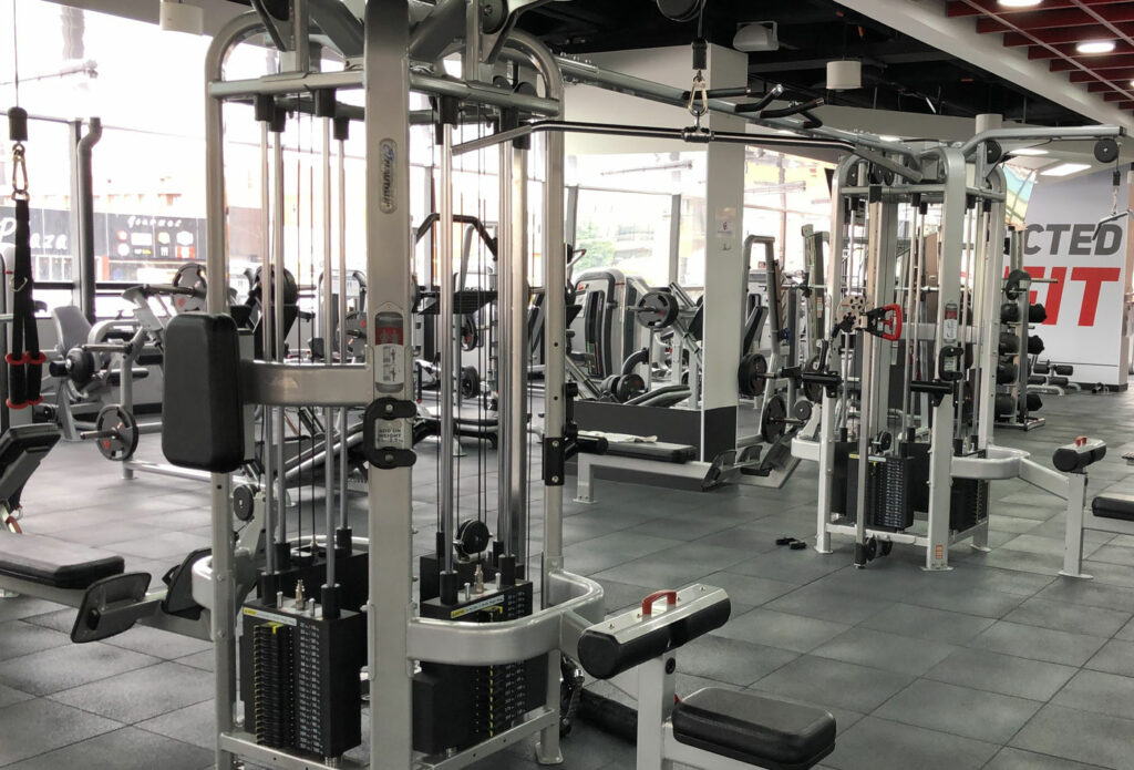 shows an image of gym equipment - how to set up a gym in the UK