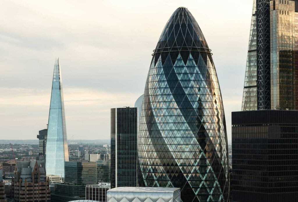 Trade credit insurance - Shows a modern building in the City of London